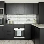 Modern 1-Bed Flat - Icon Tower - New Build In One West Point