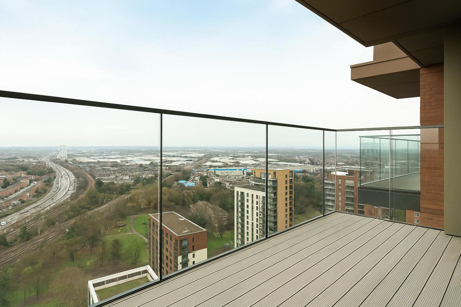 Modern 1-bed Flat - Icon Tower - New Build In One West Point Appartement Londres
